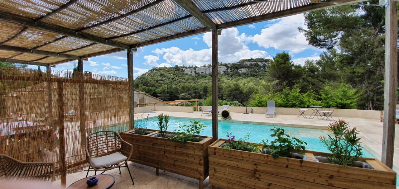 Bed and Breakfast Mas De La Fadeto à Les Baux-de-Provence Extérieur photo