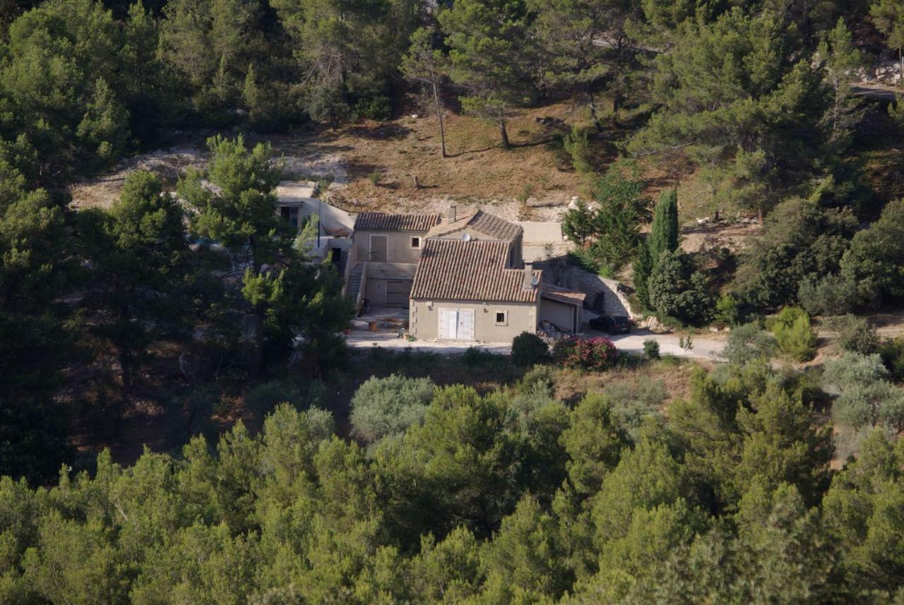 Bed and Breakfast Mas De La Fadeto à Les Baux-de-Provence Extérieur photo